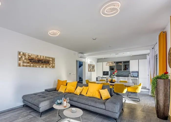 Venus With Pool And Wellness Tar-Vabriga