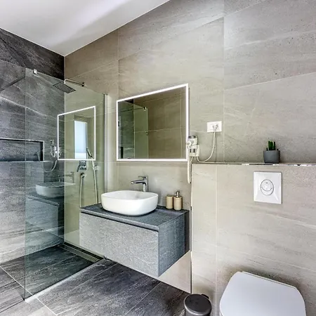 Venus With Pool And Wellness Villa Tar-Vabriga
