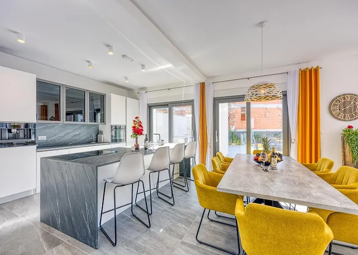 Venus With Pool And Wellness Tar-Vabriga